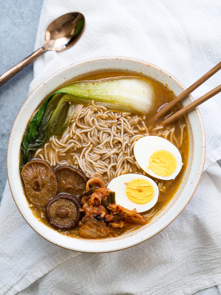 VEGETABLE RAMEN WITH MUSHROOMS & BOK CHOY